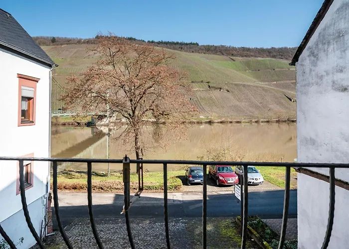 2 Bernkastel-Kues
